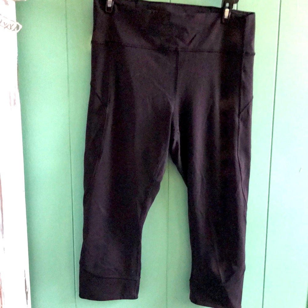 Lululemon Cropped leggings 10